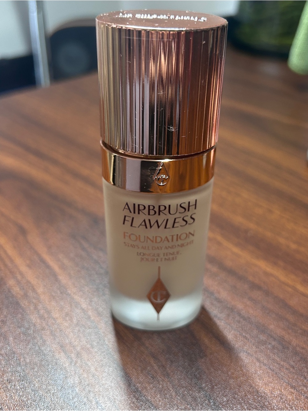 Charlotte Tilbury Airbrush Flawless Foundation - #4 Neutral